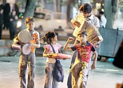 شور و غوغایی که نوازندگان خیابانی در ایام کرونا برپا کردند