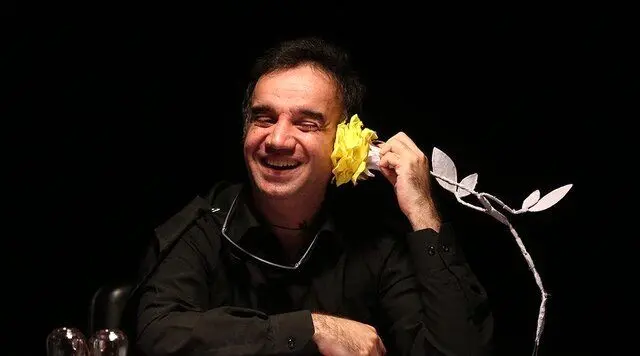 به چالش کشیدن مسئولان از طریق عروسک ها