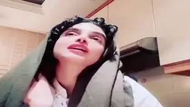 شعرخوانی الهه حصاری در روز جهانی زن/ ویدئو