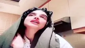 شعرخوانی الهه حصاری در روز جهانی زن/ ویدئو