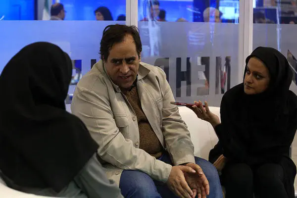 هوشنگ میرزایی مستندساز بر اثر کرونا درگذشت