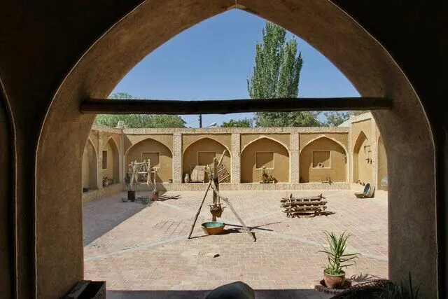 خسارت ۲۷۰ میلیاری کرونا به صنعت گردشگری استان مرکزی