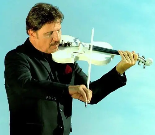 وضعیت بیژن مرتضوی در بیمارستان بحرانی شد