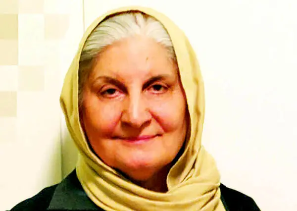جایزه «نوش‌آفرین انصاری» فراخوان داد