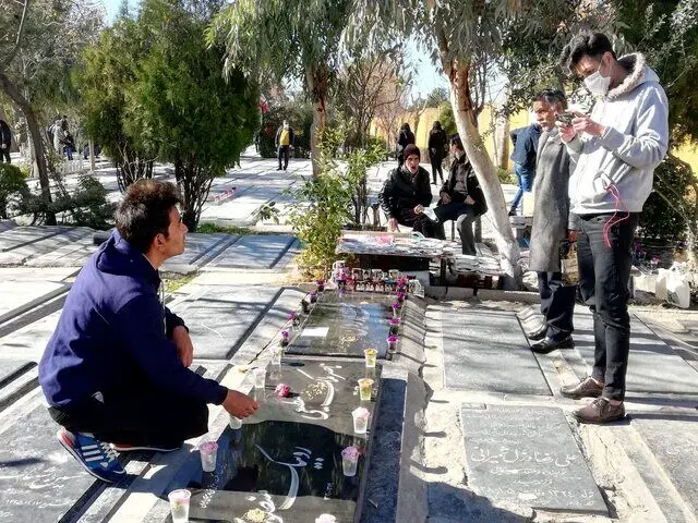 در قطعه هنرمندان بهشت زهرا چه می‌گذرد؟