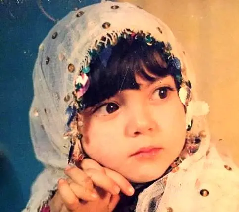 عکس هایی از کودکی آزاده نامداری