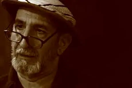 فرهاد آییش و چالش های بازی در نقش مصدق / چرا مصدق در آخرین دادگاه خوابید؟