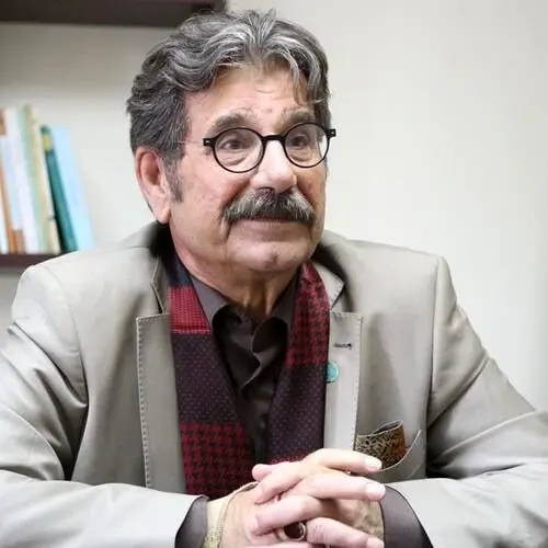 بازیگر لیسانسه‌ها: با وحشت جلوی دوربین می‌رویم!