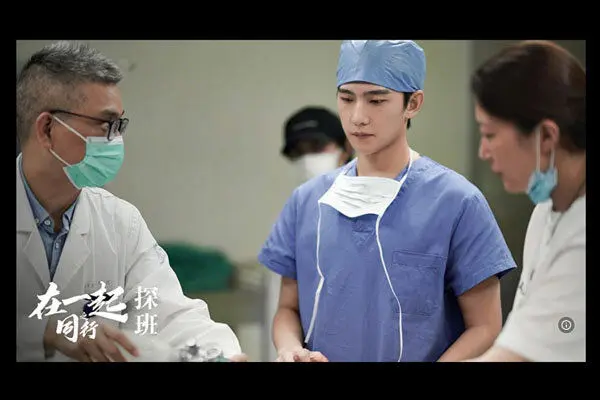 داستان مبارزه مردم چین با کرونا در شبکه پنج