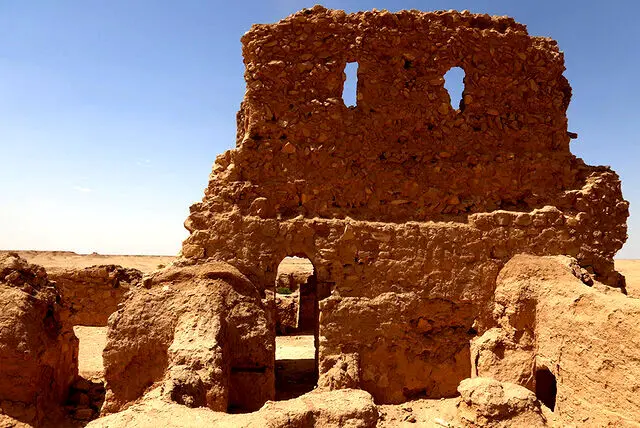 کلیسای تاریخی جهان رو به ویرانی است
