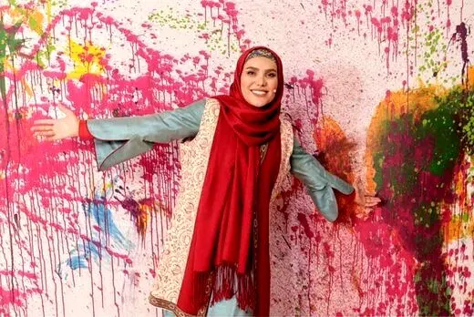 مهسا ایرانیان، چگونه از استندآپ کمدیِ «خندوانه»، به اجرا رسید؟