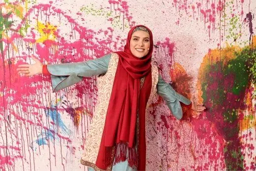 مهسا ایرانیان، چگونه از استندآپ کمدیِ «خندوانه»، به اجرا رسید؟