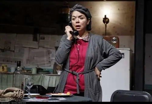 انتقاد مهتاب نصیرپور از یک بی هویتی