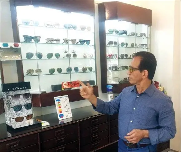 ناگفته‌های عینک‌ساز «هوشنگ ابتهاج» و «خسرو شکیبایی»