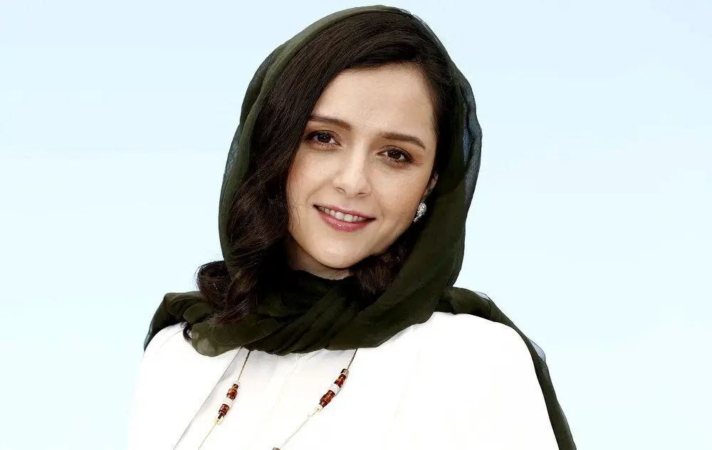 سلفی ترانه علیدوستی در ورزشگاه آزادی/ عکس