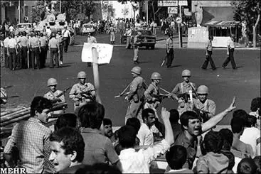 مرور فعالیت بازیگران خون در قیام پانزده خرداد