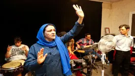 نمی‌خواهید از گلاب آدینه حمایت کنید؟!