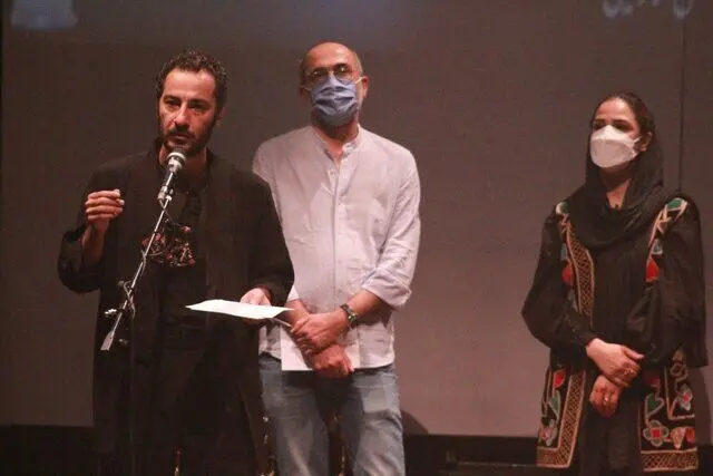 نوید محمدزاده: در جشنواره تئاتر دانشگاهی دلی رای دادیم