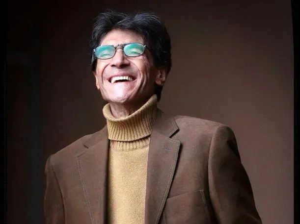 طرحی برای ناصر تقوایی