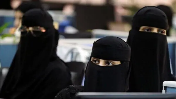 ممانعت از ورود یک دختر محجبه به کنسرت و واکنش گروه موسیقی