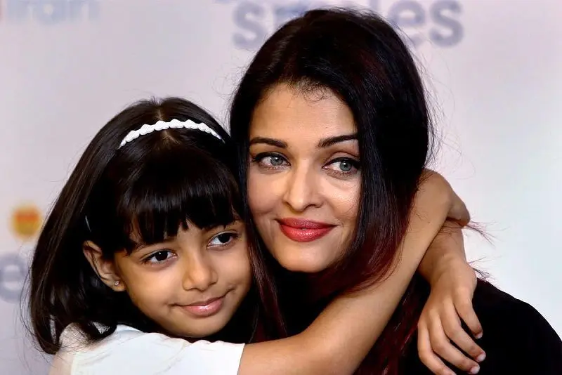 ماجرای ازدواج زیباترین بازیگر زن هندی با یک درخت!!!