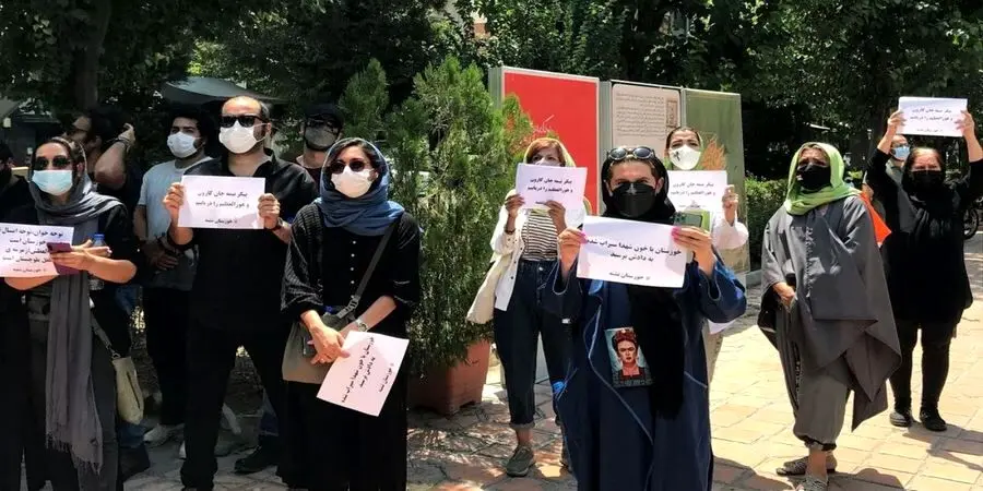 تجمع هنرمندان و بیانیه خانه سینما در اعتراض به وضعیت مردم خوزستان