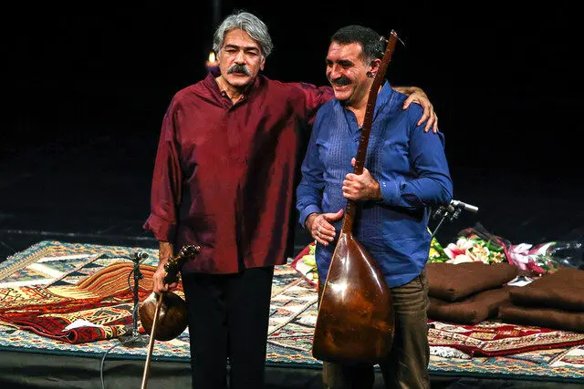 کیهان کلهر به همراه اردال ارزنجان روی صحنه می‌رود