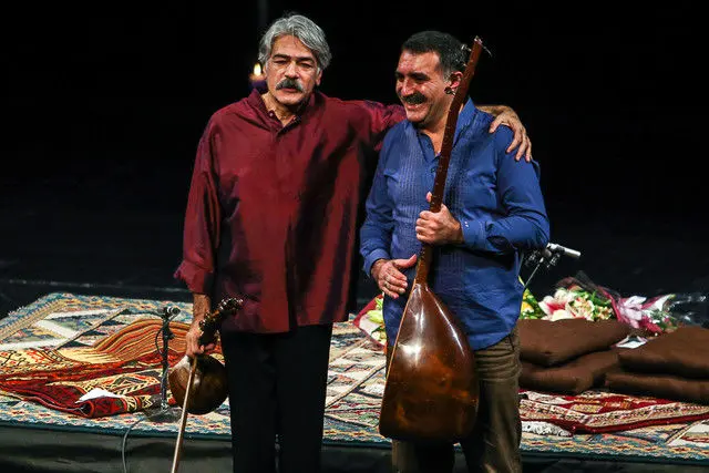 کیهان کلهر به همراه اردال ارزنجان روی صحنه می‌رود