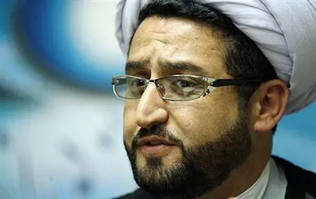 مدیر عامل گل‌ریحان از مجری برنامه فوتبال یک، شکایت کرد
