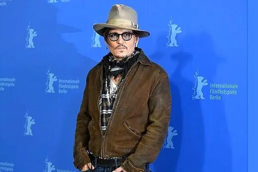 انتقاد تند زنان سینمای اسپانیا به جایزه گرفتن جانی دپ در کشورشان