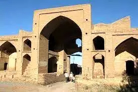 مرمت کاروانسرای تاریخی عباس‌آباد میامی