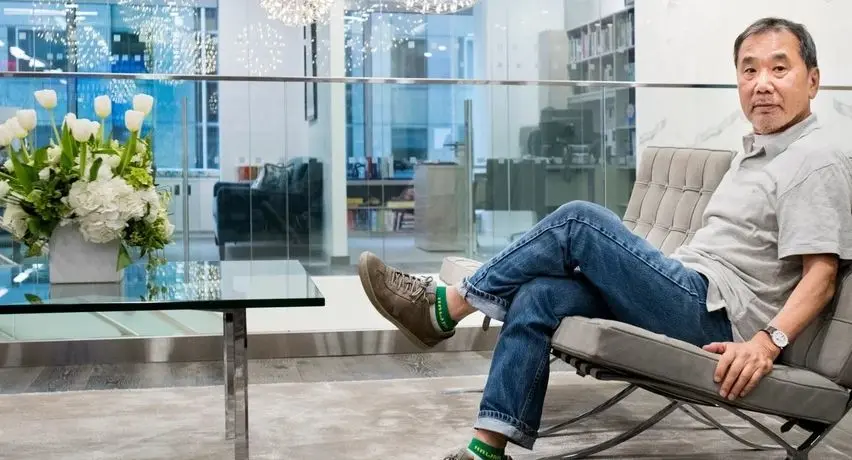 موراکامی برای اولین‌بار جای یک زن نوشت