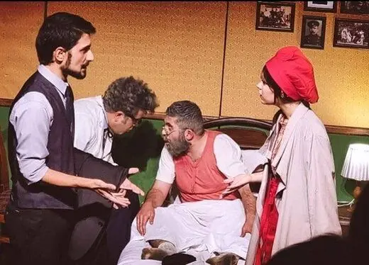 نمایش متران پاژ به اجرا رسید