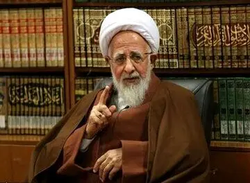 بردن آبروی افراد در روزنامه‌ها و این‌ها، نقد نیست، نقد باید عالمانه باشد و آبروی افراد حفظ شود

