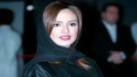 قاب زیبا و دلنشین از گلاره عباسی در آغوش پدرش
