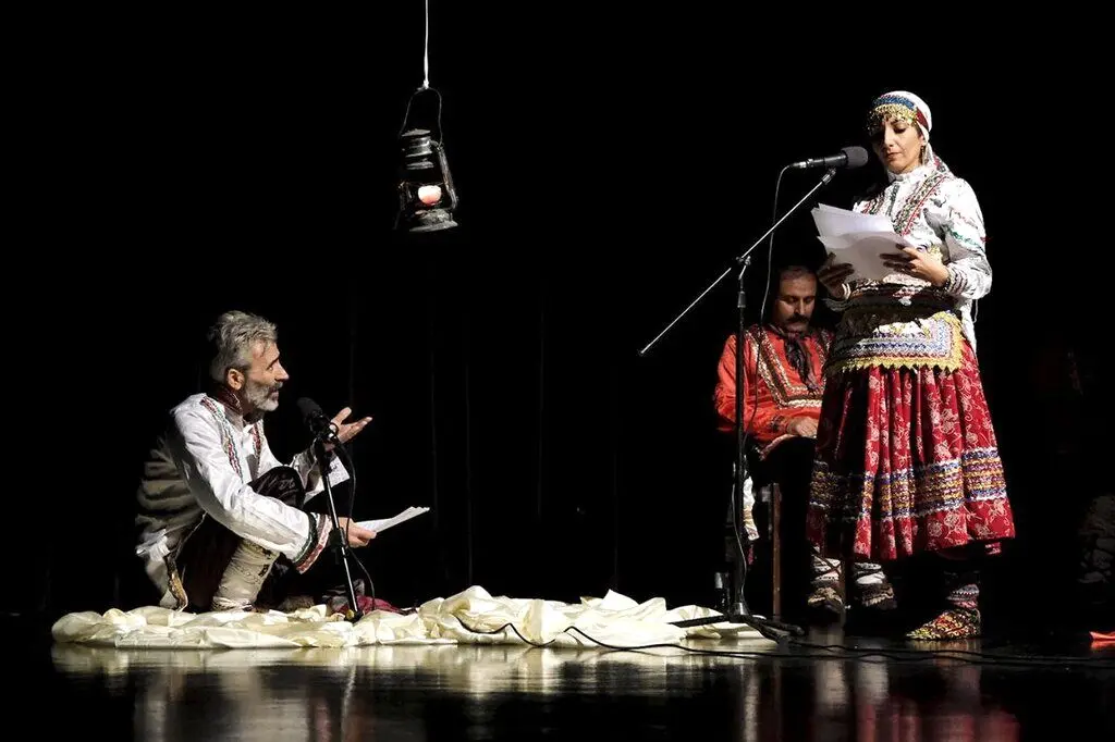 کارگردان اولین اجرای بخش رادیوتئاتر جشنواره تئاتر فجر از نمایشش می‌گوید| رسم عروسی کرمانج ها در بوکه من
