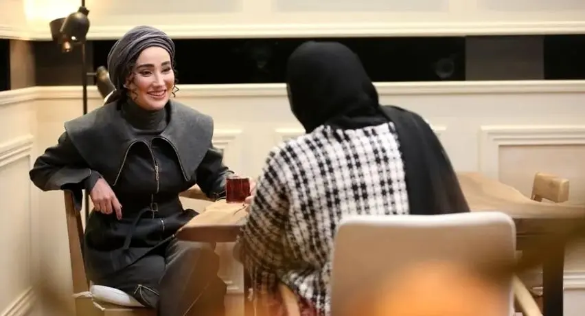 برنامه منشوری ؛ مهمانی غیرمنتظره «بهاره افشاری» وسط جنگ!
