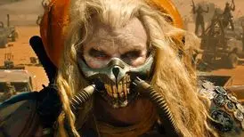 گریم عجیب صابر ابر به سبک مکس دیوانه در نمایش جدیدش