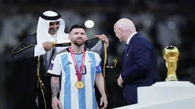لباسی که بر تن مسی پوشاندند

