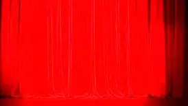 تئاترها ۶ شب تعطیل می‌شوند