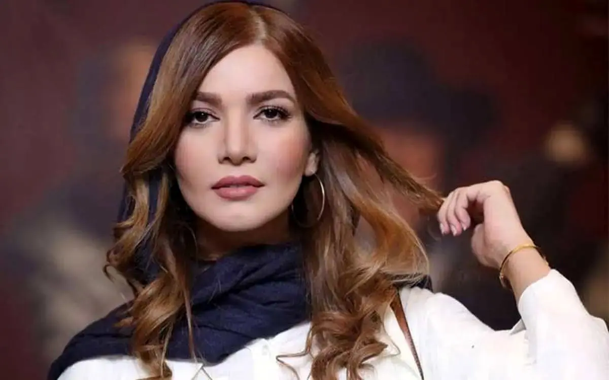 بیوگرافی و عکس های شخصی متین ستوده بازیگر نقش ترانه «سریال لیسانسه ها»