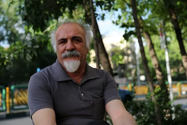 وقتی کتاب تعطیل است