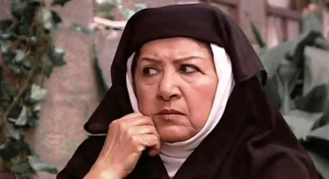 بازیگر زن سرشناس در خانه اش به قتل رسید
