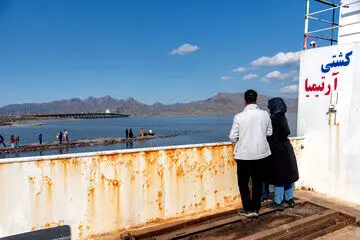 زیبایی های دریاچه ارومیه