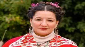 بازگشت ساندرا سینروس به دنیای ادبیات/ خودم را سانسور نمی‌کنم