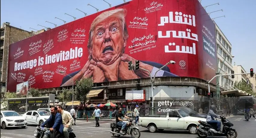  جنگ ایران با سلاح تصویر | راز بیلبوردهای جنگی تهران چیست؟