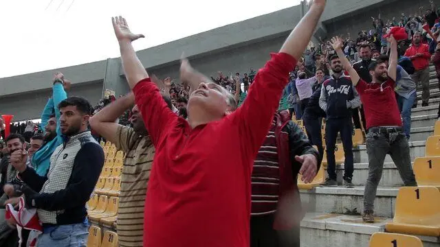 هواداران تیم نساجی دوست دارند این فیلم را ببینند اما.../ داستان کارگردانی که حضورش سر صحنه ممنوع بود
