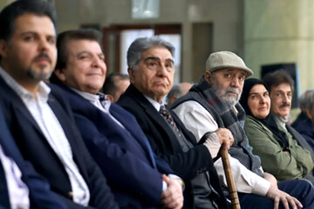 دیدار ابراهیم رئیسی و عباس قادری در حاشیه یک مراسم/ عکس

