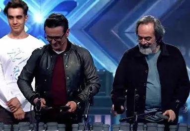 ویدئو | نوازندگی امین حیایی و کارن همایون‌فر با دمپایی در عصر جدید