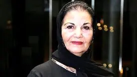 «پوری بنایی» در عروسی اول «فائقه آتیشن»؛ سال 1346
